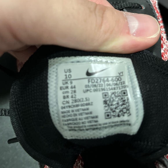 NIKE AIR MAX FLYKNIT RACER•SIZE 10 - Picture 2 of 7